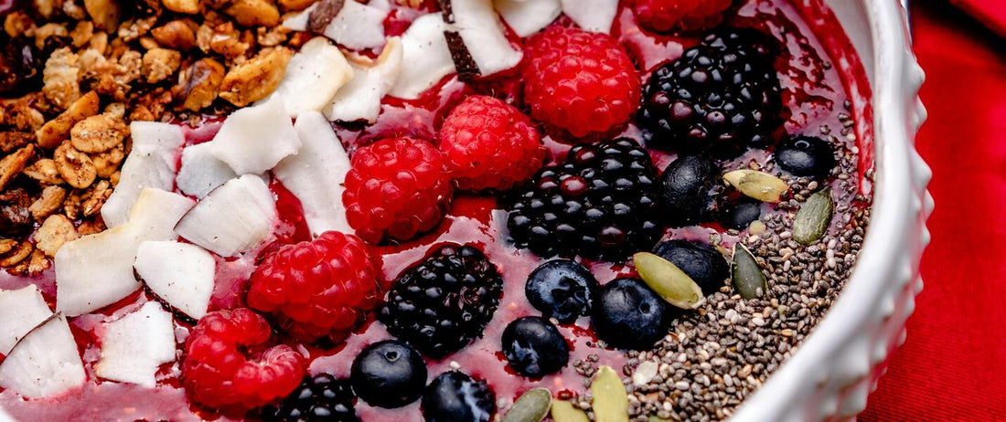 The Ultimate Hydration Bowl: A Mineral-Rich Berry and Seed Parfait