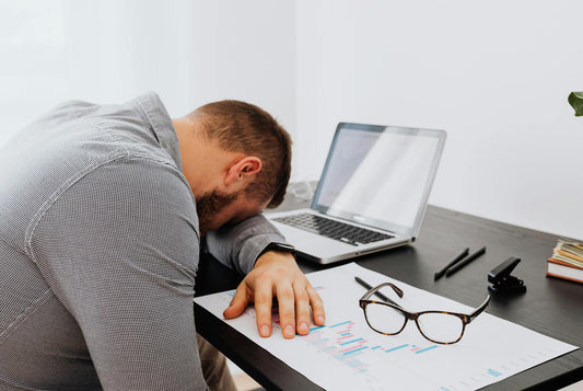 Digital Burnout: Why Your Brain Feels "Full" and How to Clear the Cache